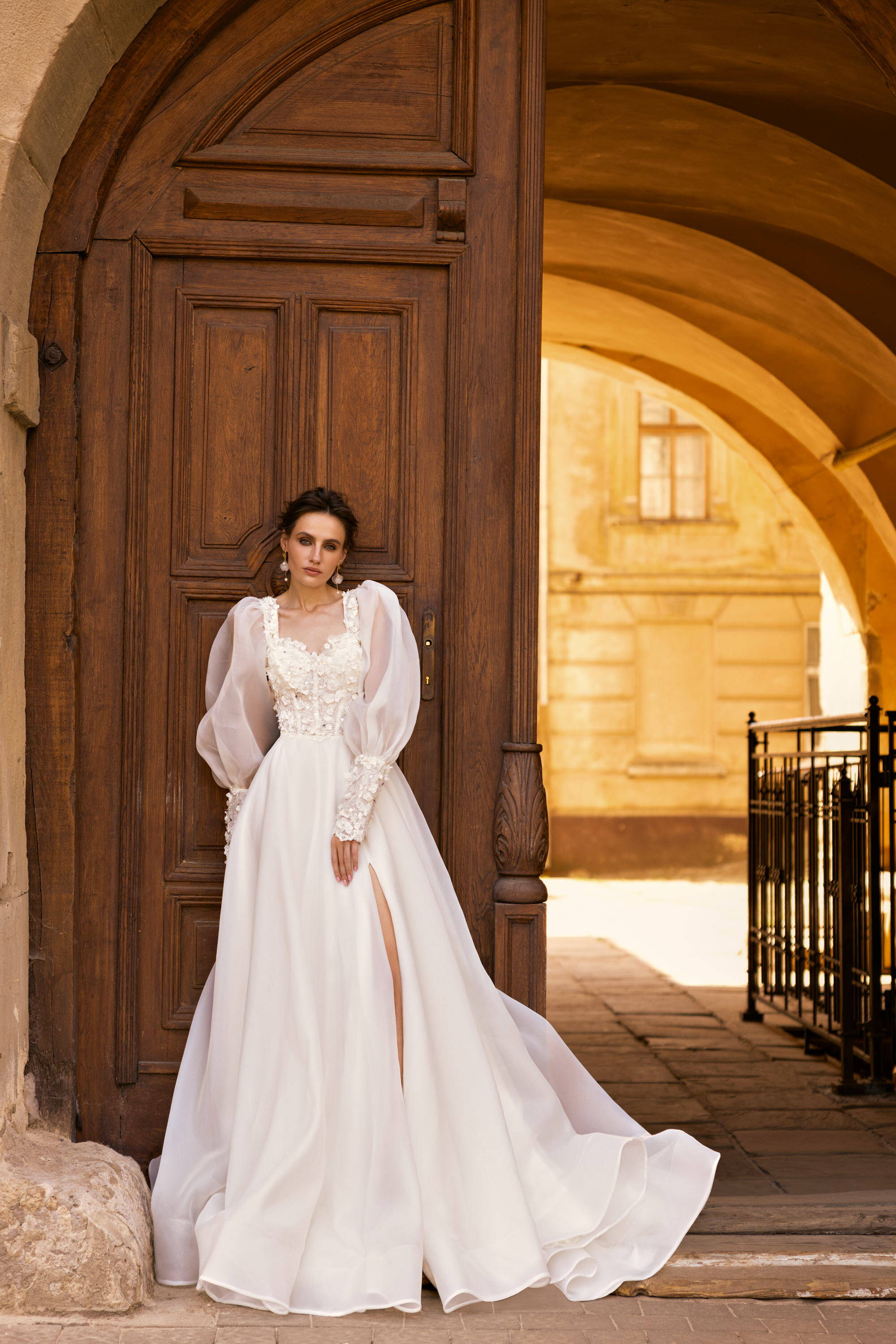 Tulle fabric for wedding dresses