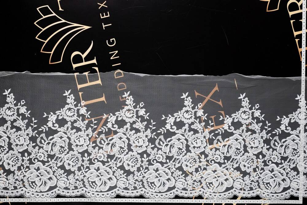 lace with cord size 029061