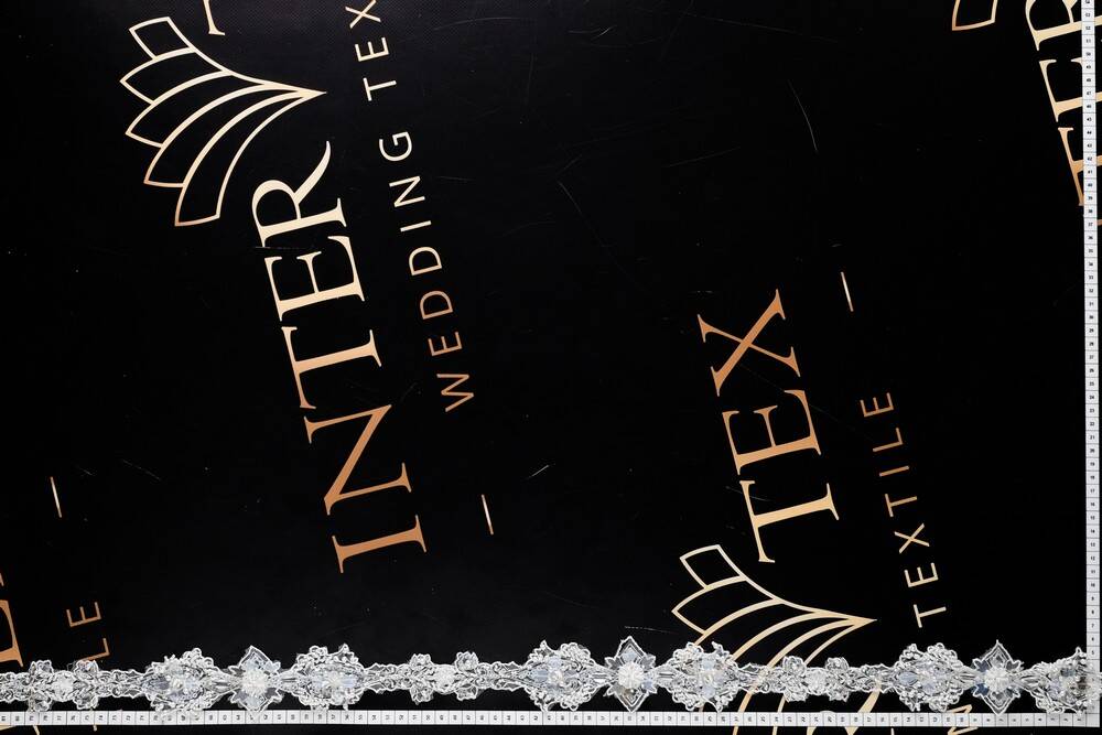 Embroidered belt 2000000012759 image from the Inter Tex catalogue for bridal fabrics, lace, appliques and B2B atelier orders.
