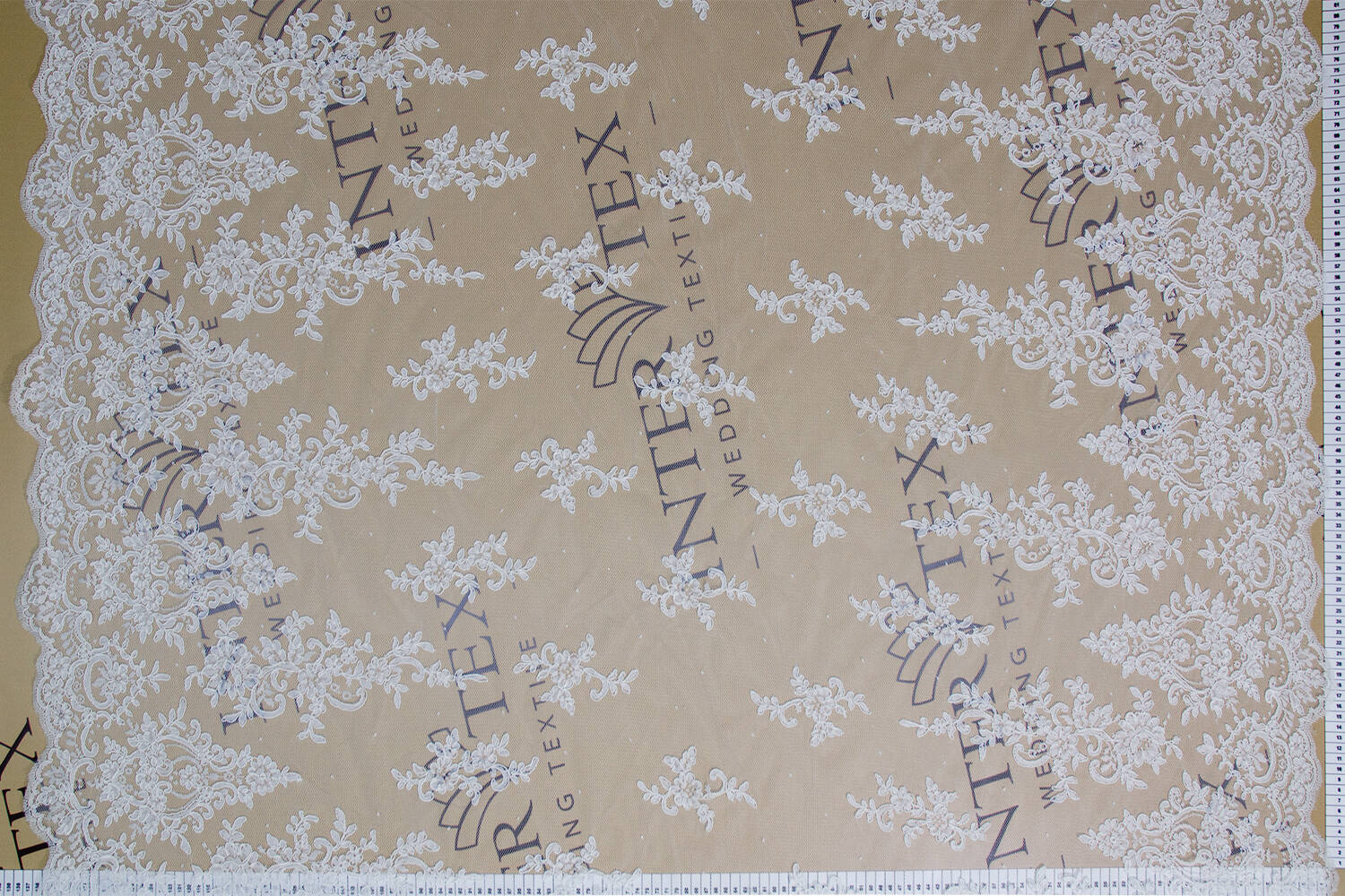 chantilly with cord full width 013664