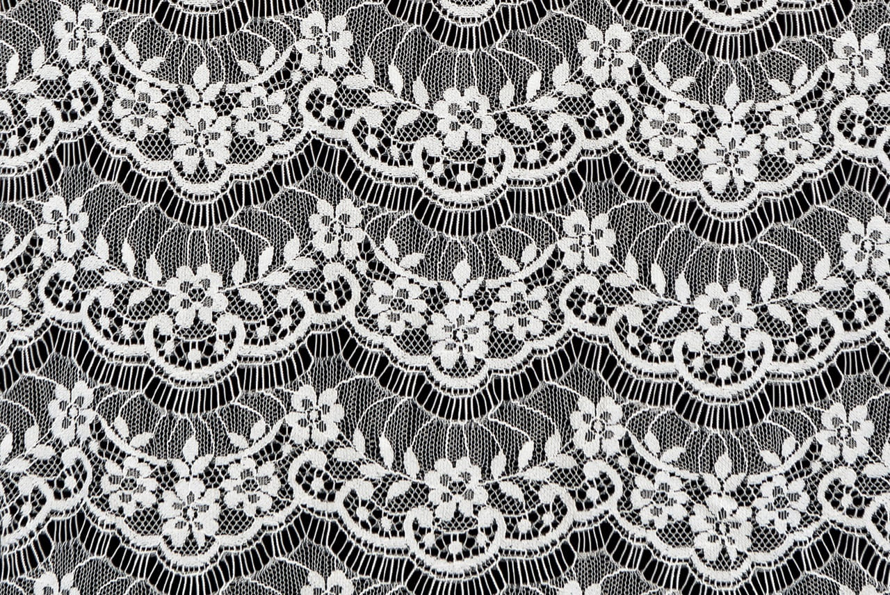 chantilly without beads central part 028347