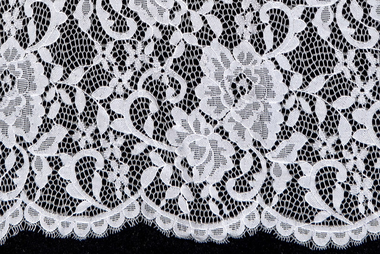 chantilly without beads surface view 028392