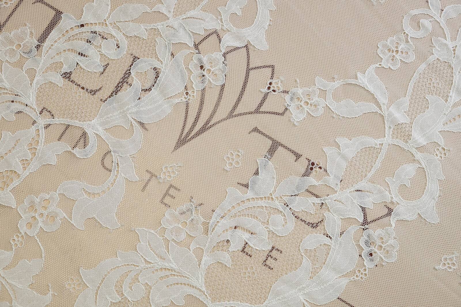 chantilly without beads detail 028804