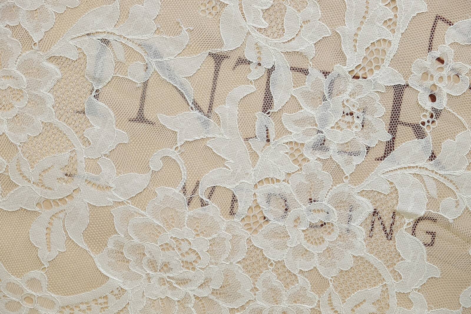 chantilly without beads close-up 028804