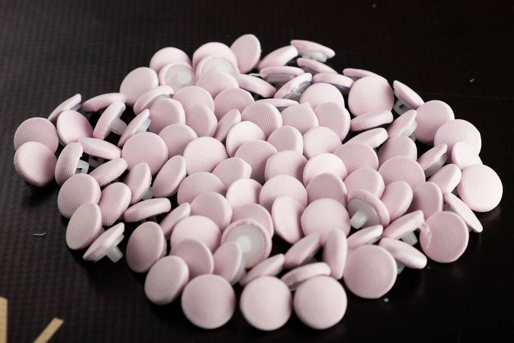 powder satin covered buttons 031019