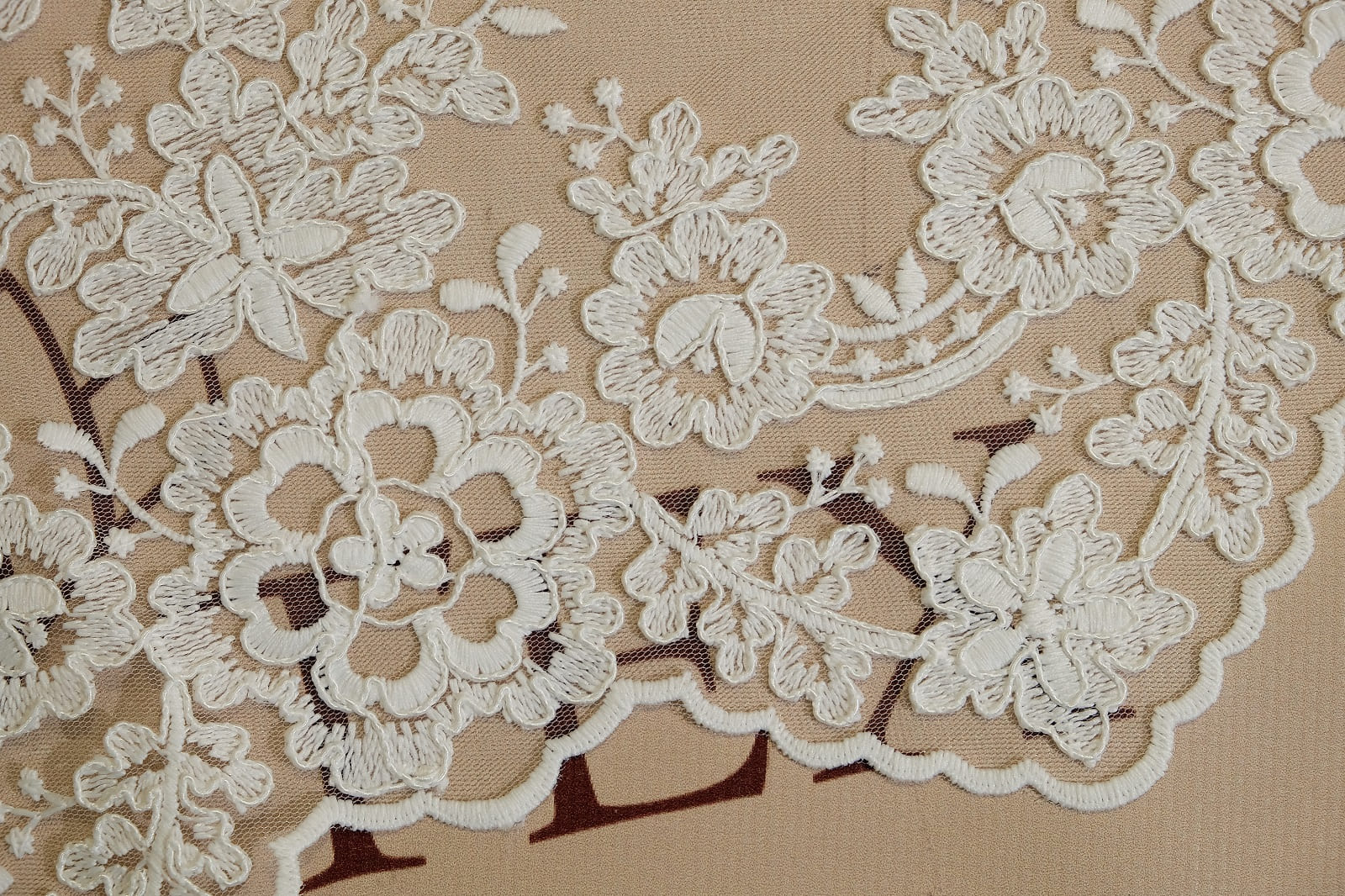 lace with cord lower part 306032