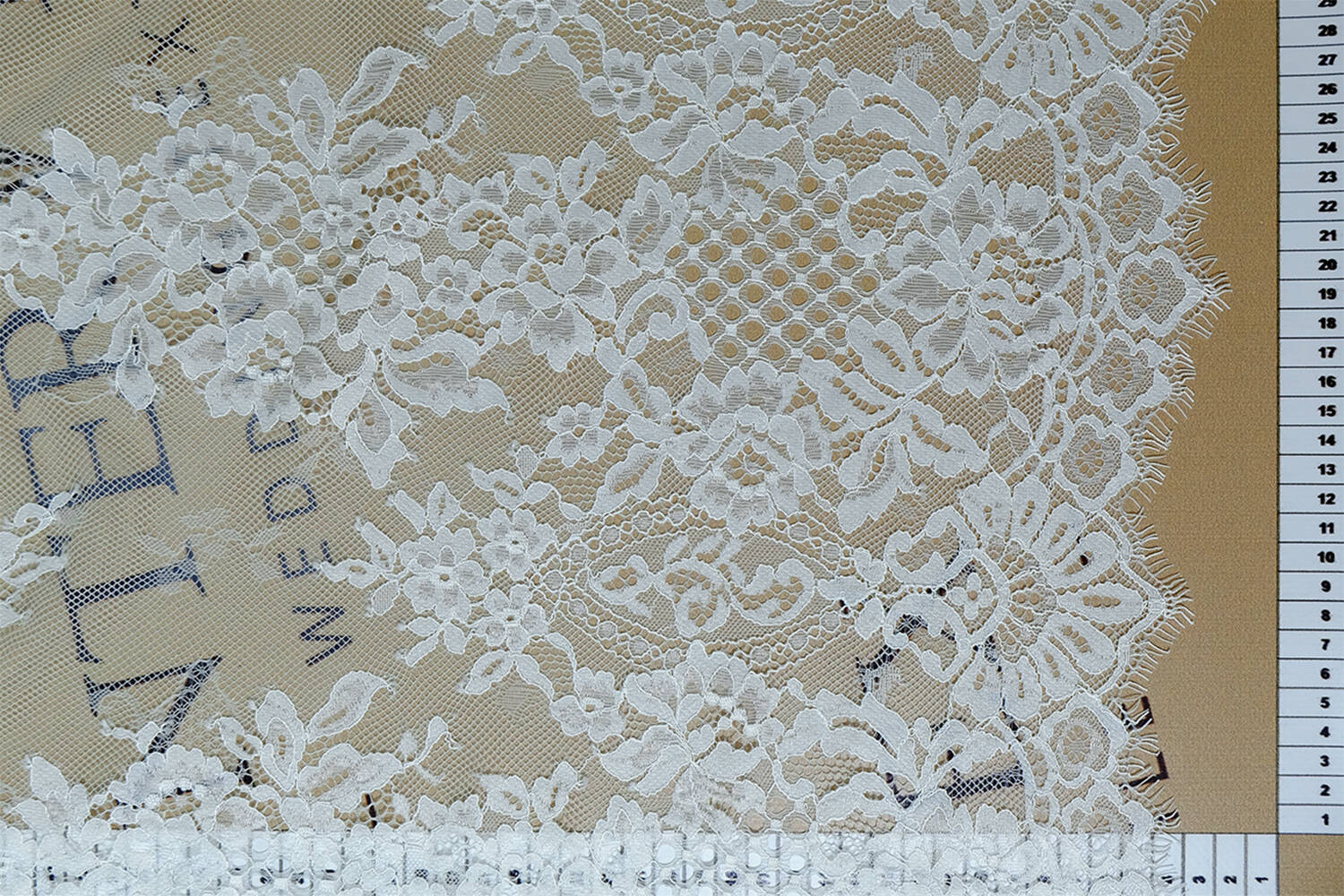 chantilly without beads pattern 309897