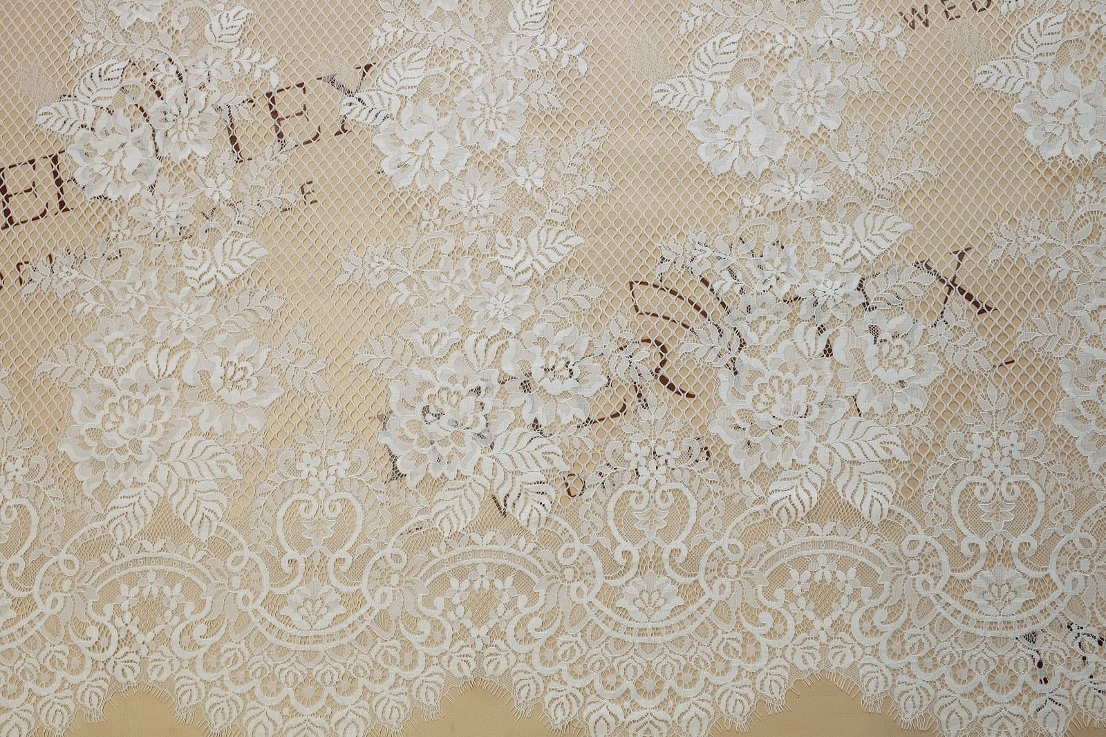 chantilly without beads surface view 309934