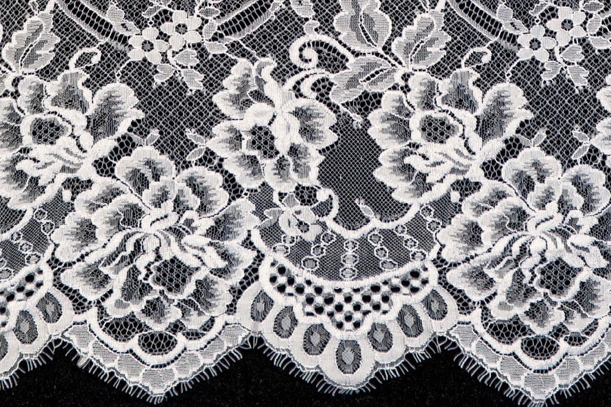 chantilly without beads surface view 310107