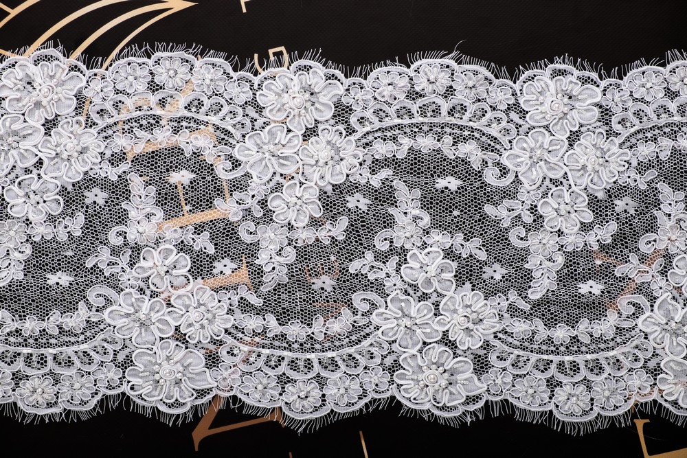 chantilly lace trim main design 310589