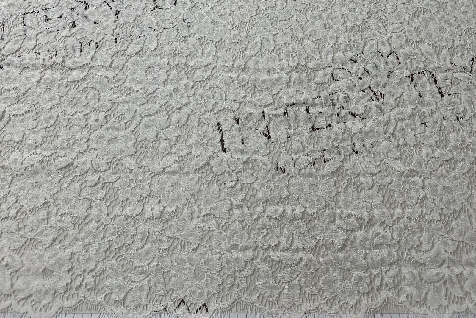 chantilly with cord half width 310978