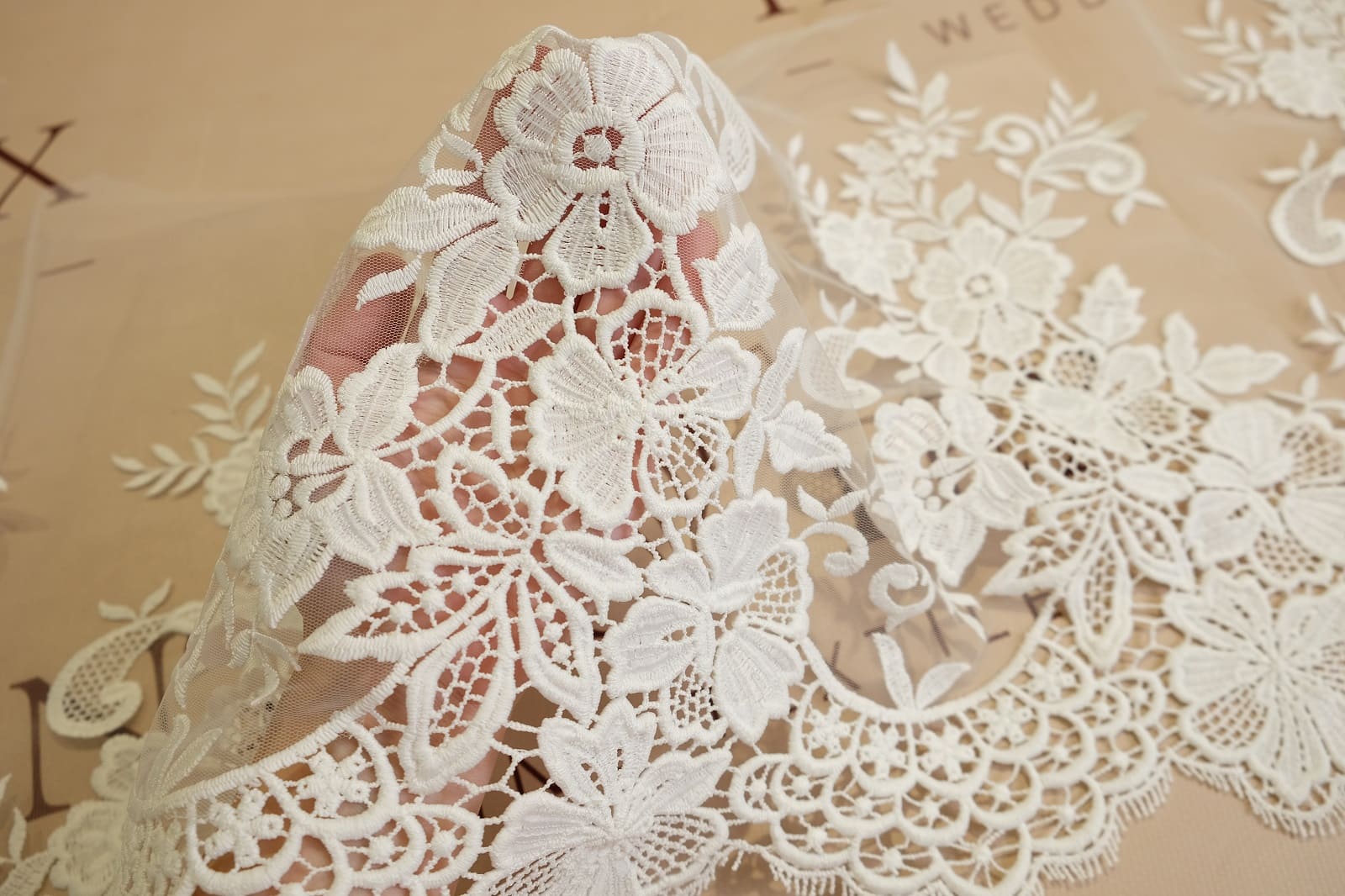 macrame lace edge on hand 312910