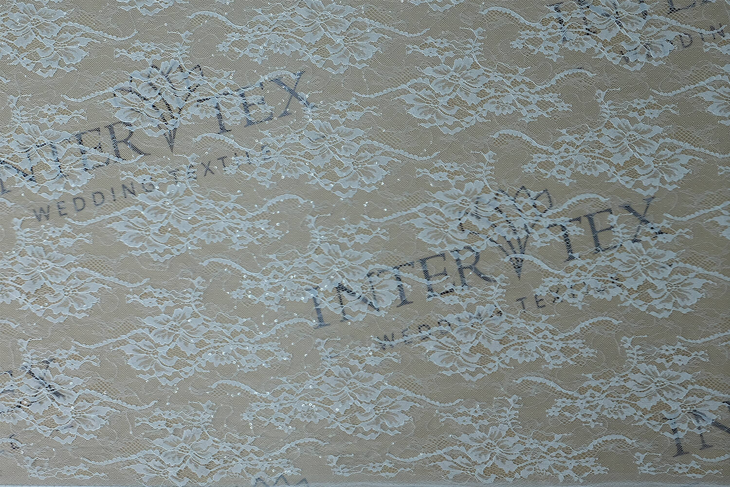 chantilly with sequins half width 322766