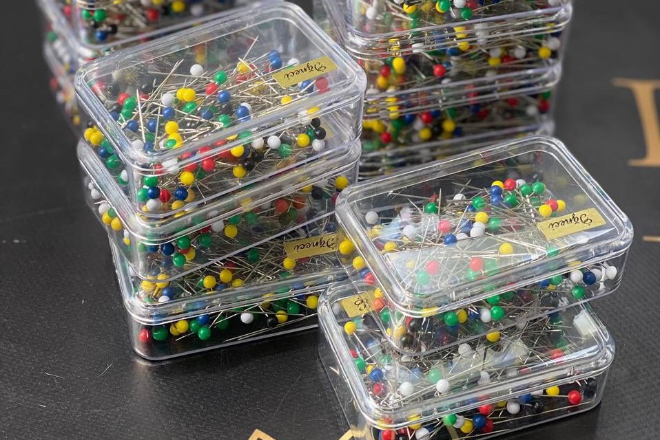 colorful sewing pins, 25 g pack bulk 368917