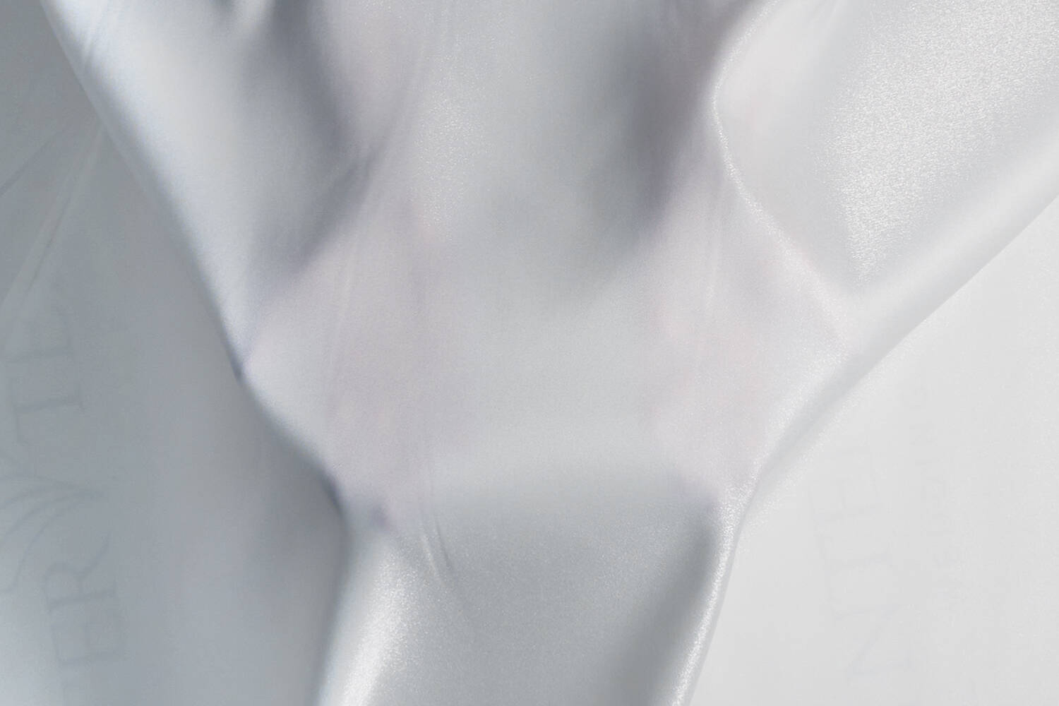 SunShine satin on hand 377568