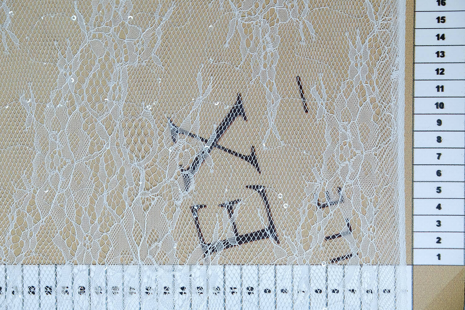 chantilly with sequins pattern 378725