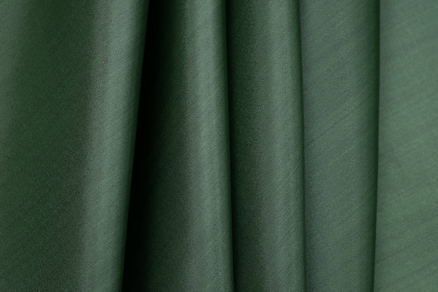 organza Wax Korolin with soft folds 380292