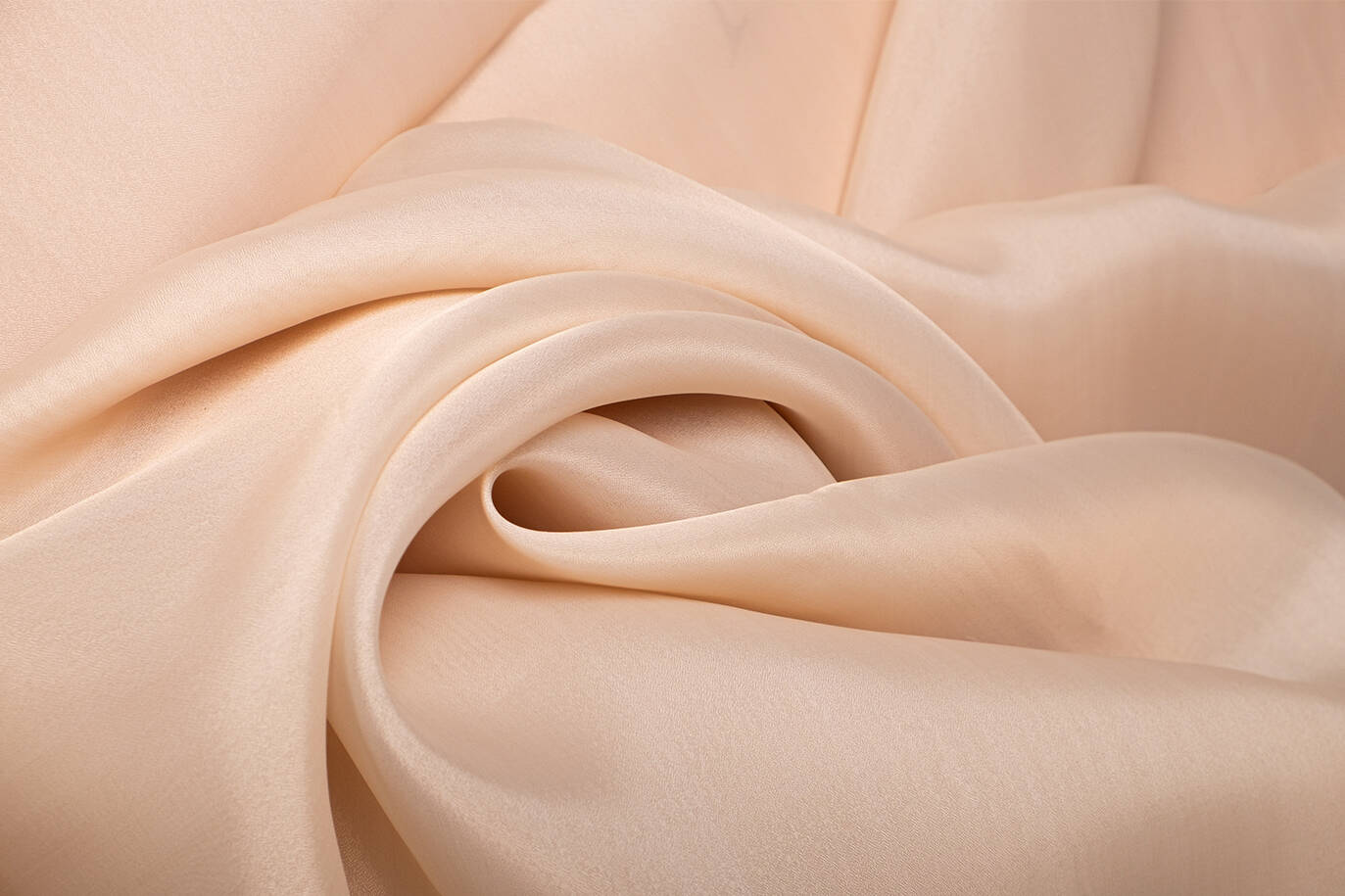 organza Wax Korolin rolled in a circle 381367