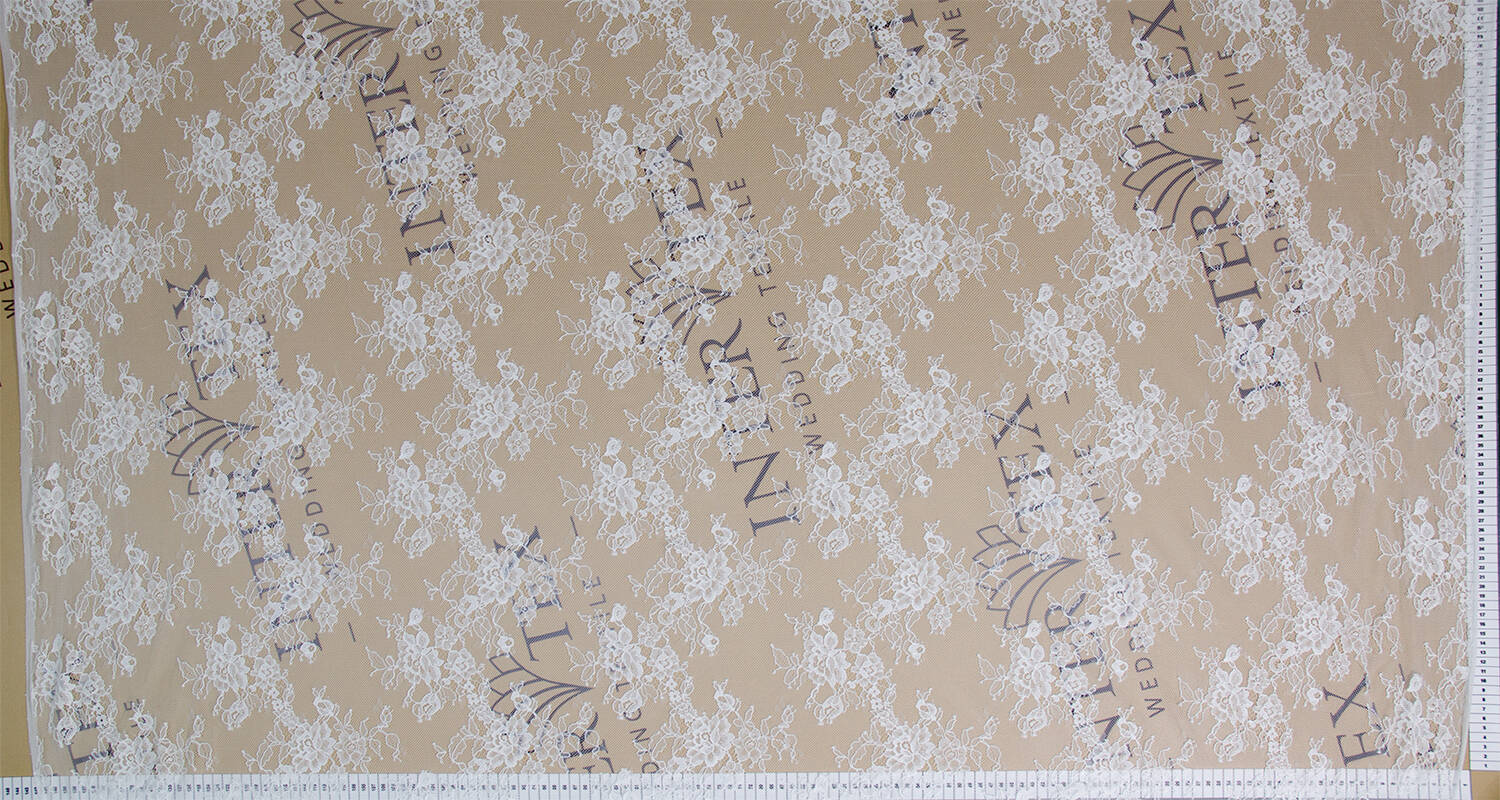 chantilly with cord full width 381602