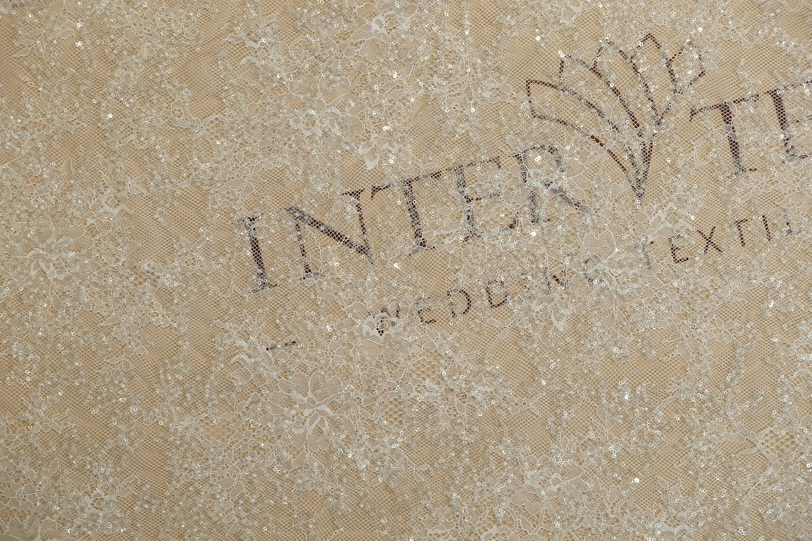 chantilly with beads surface view 381640