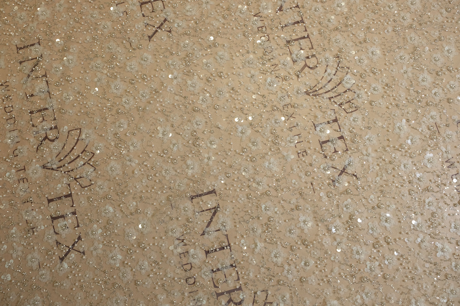 full width lace fabric 382005