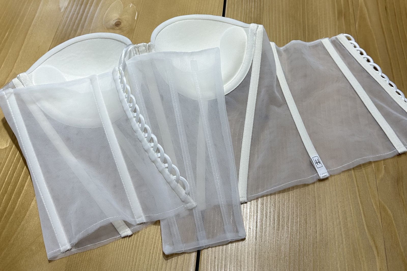 corset back view 382159