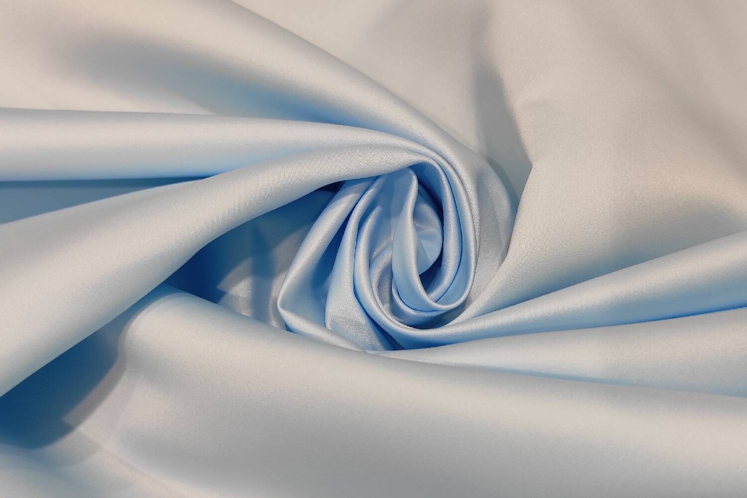 rolled satin S-1330 rolled in a circle 382289