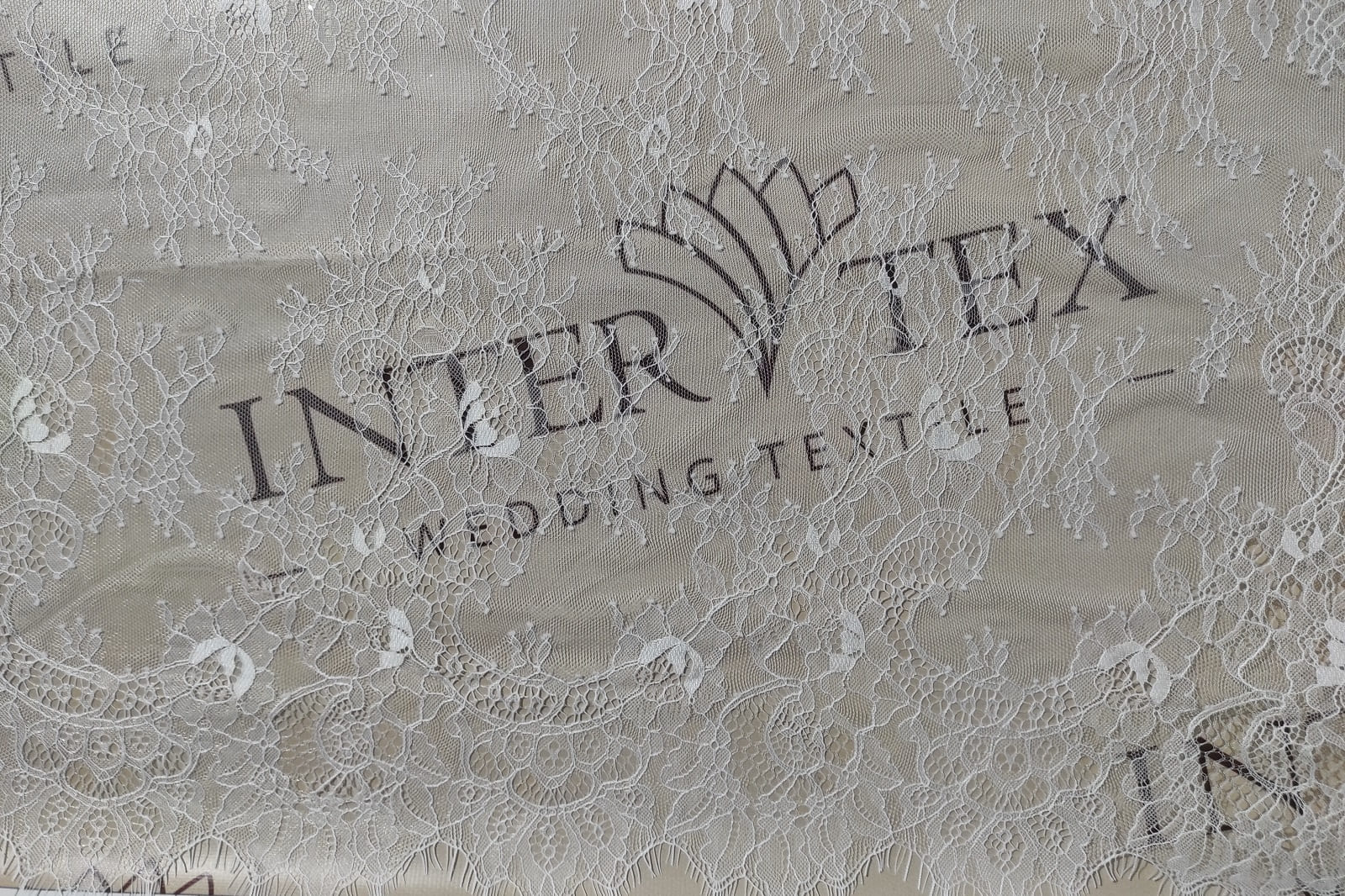 chantilly without beads surface view 383118