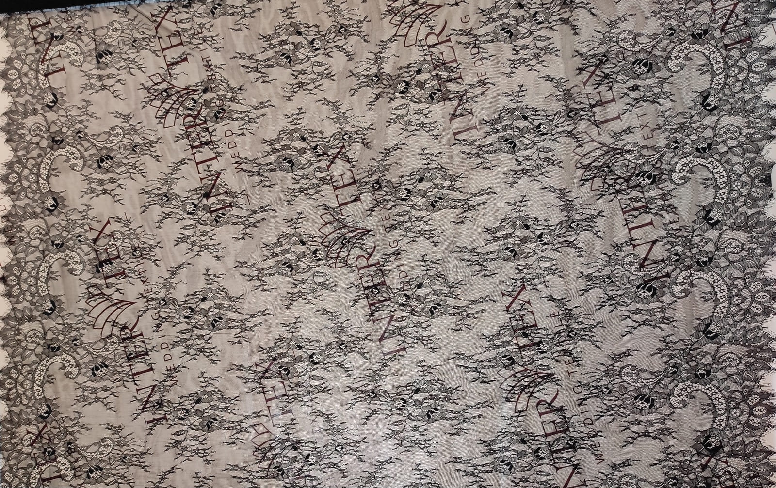 chantilly without beads full width 383125