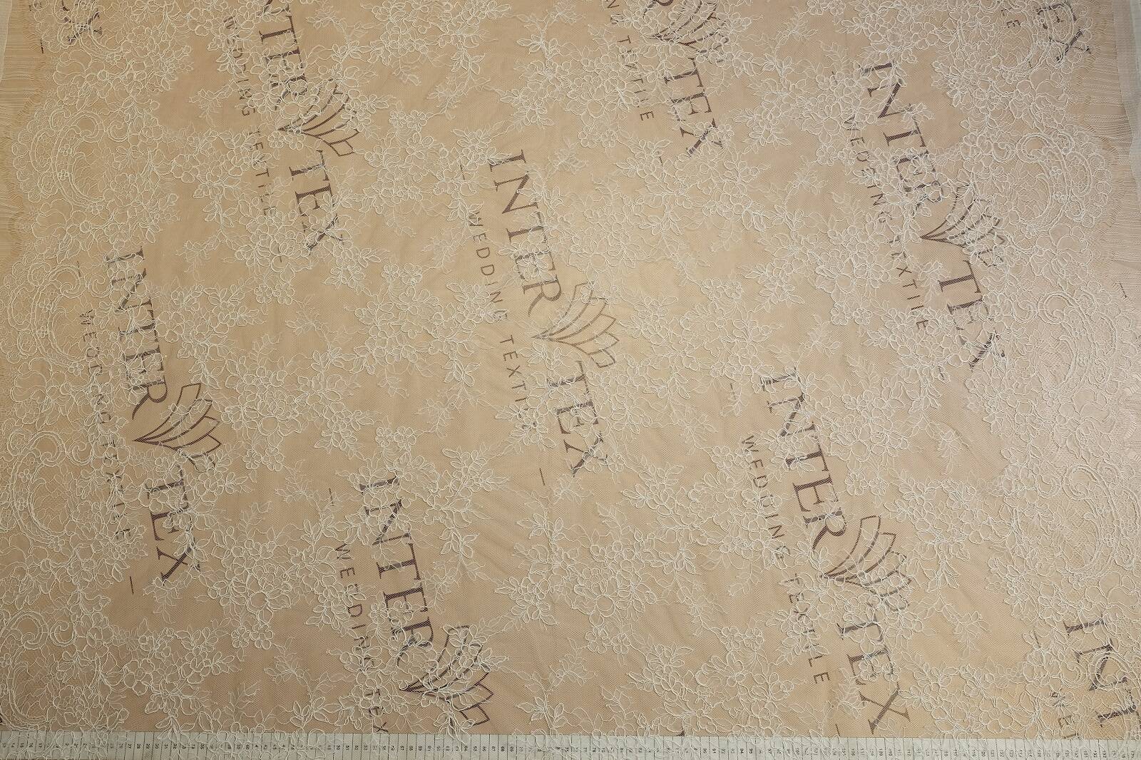 chantilly with cord full width 383651