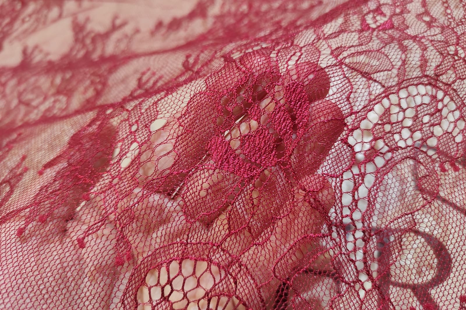 chantilly without beads on hand 384122