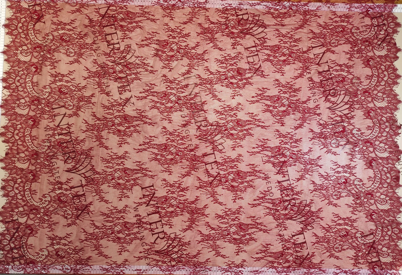 chantilly without beads full width 384122