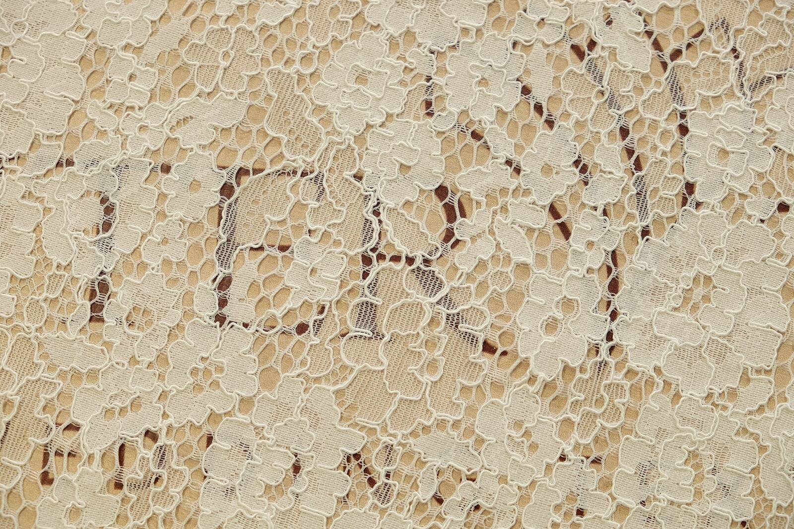 chantilly with cord close-up 384597