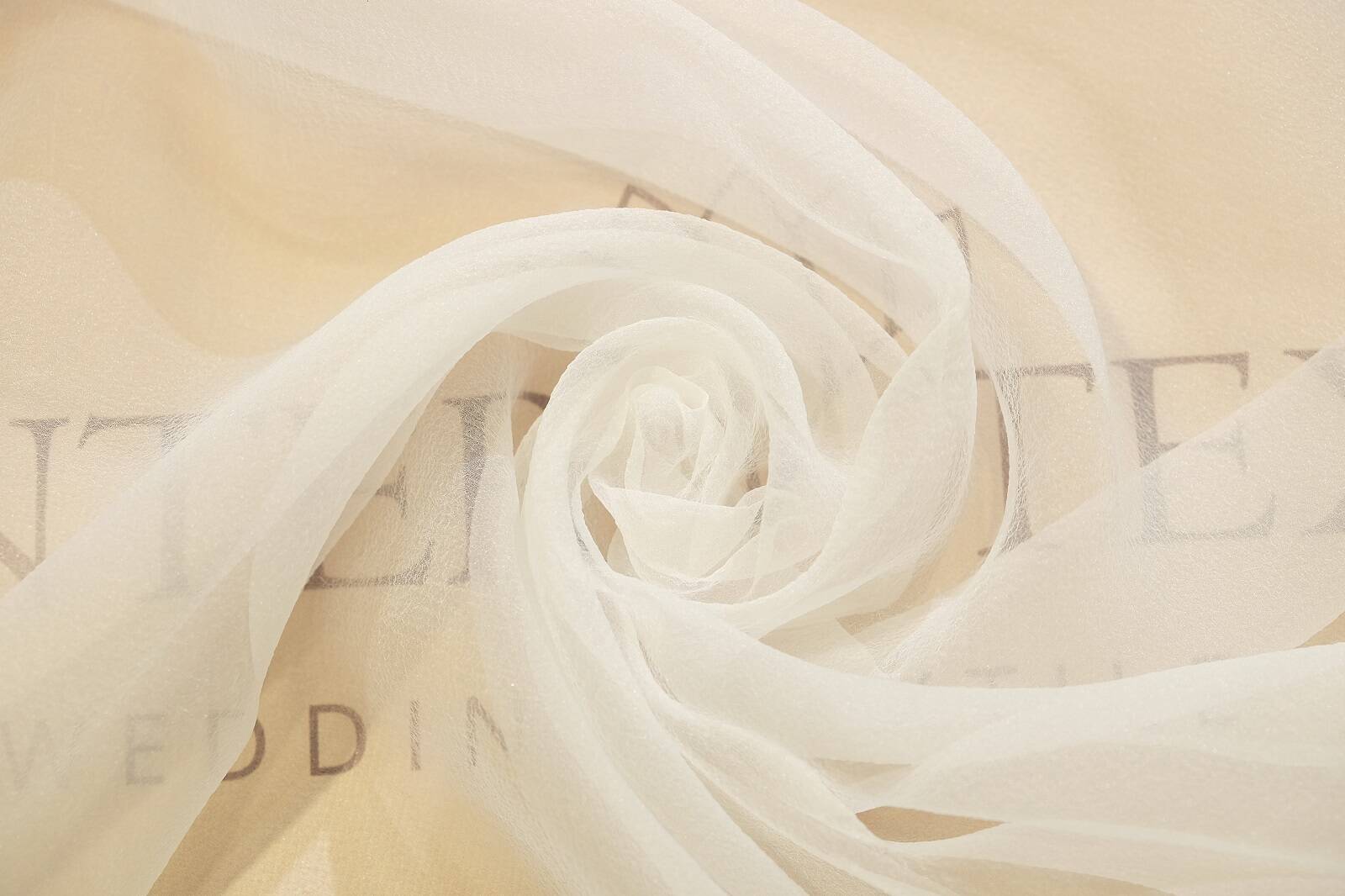 organza Wax Korolin rolled in a circle 384733
