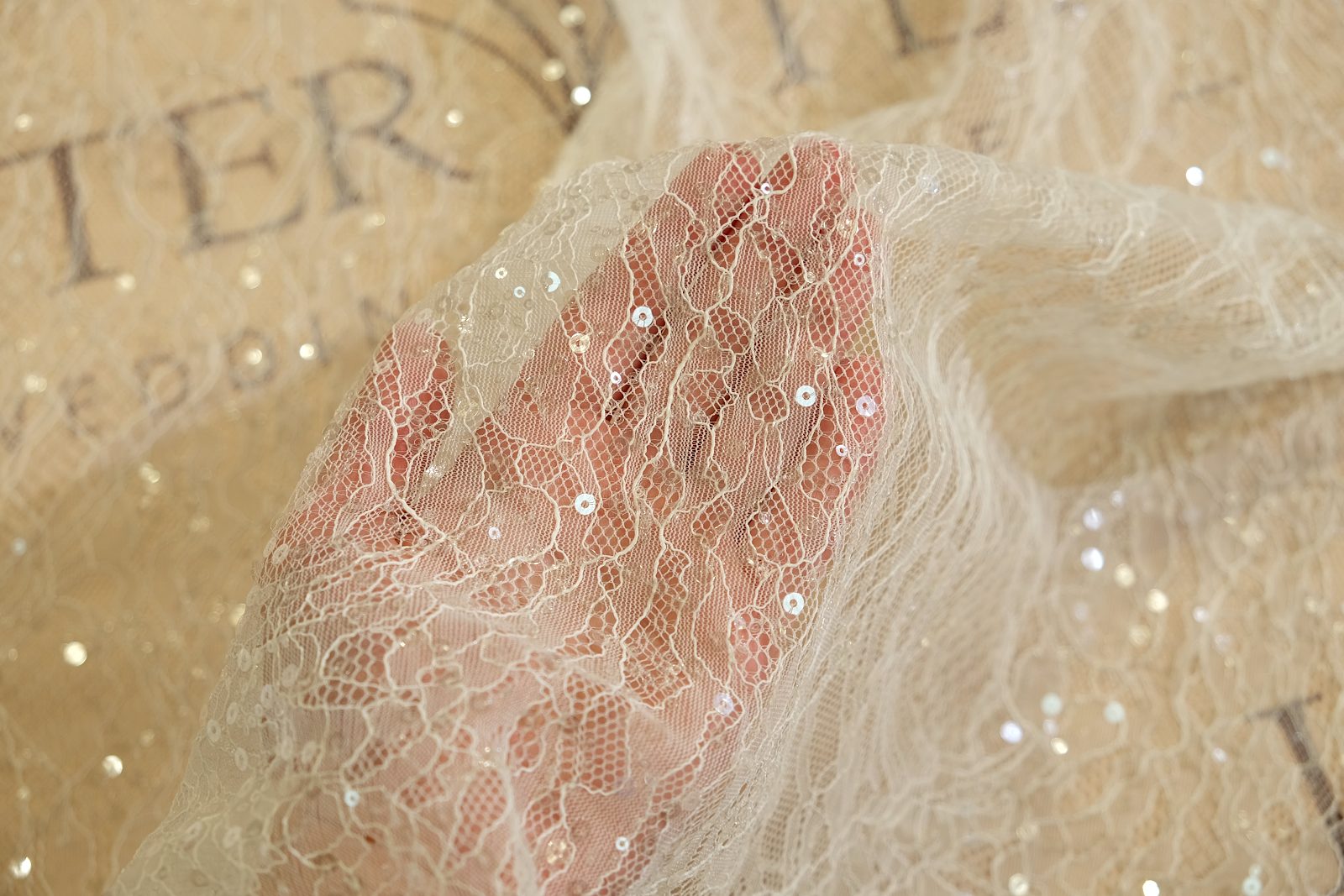 chantilly with sequins on hand 385112