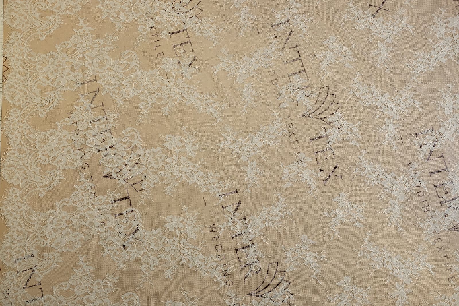 chantilly without beads view from afar 385235