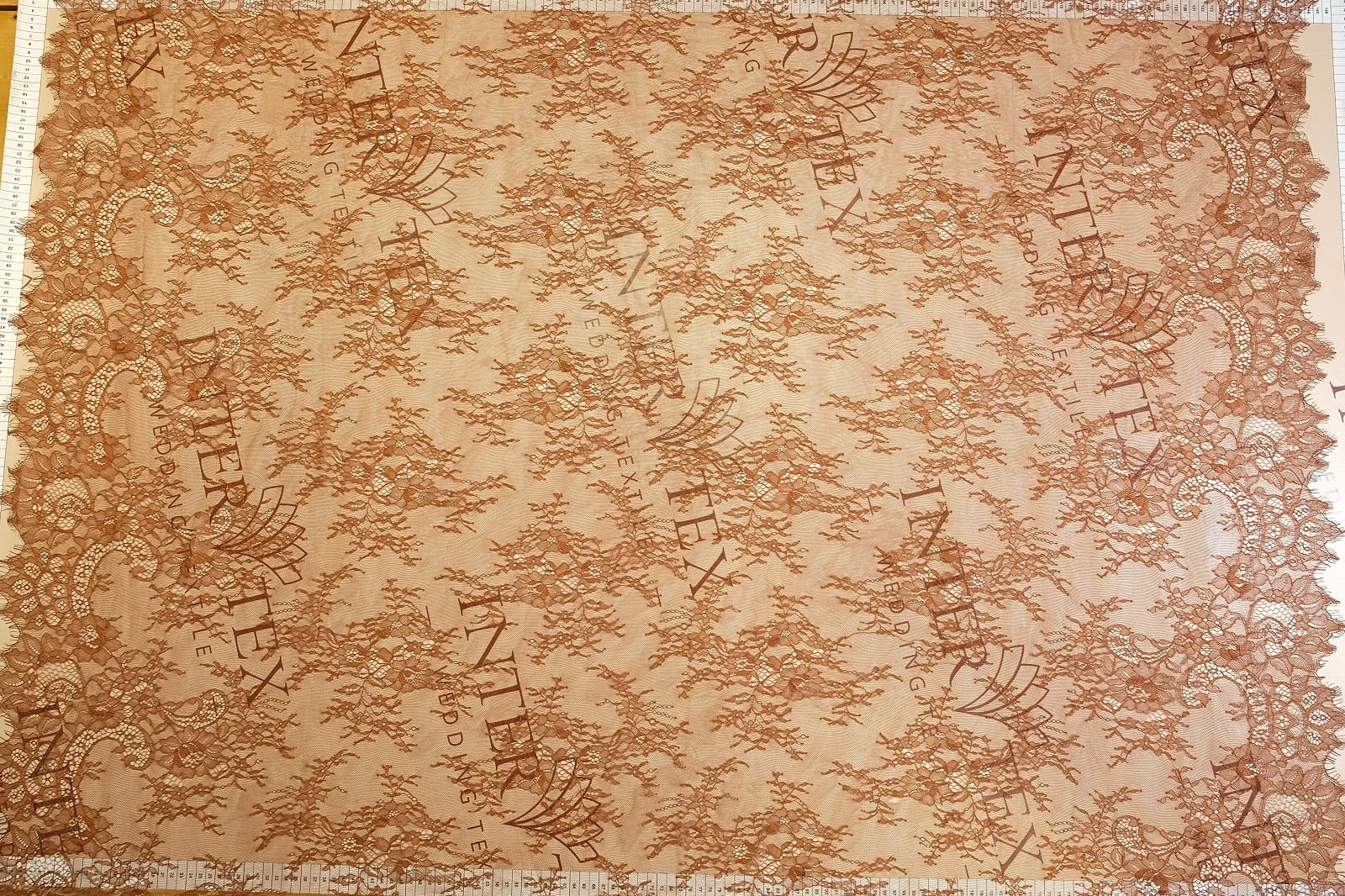 chantilly without beads full width 385259