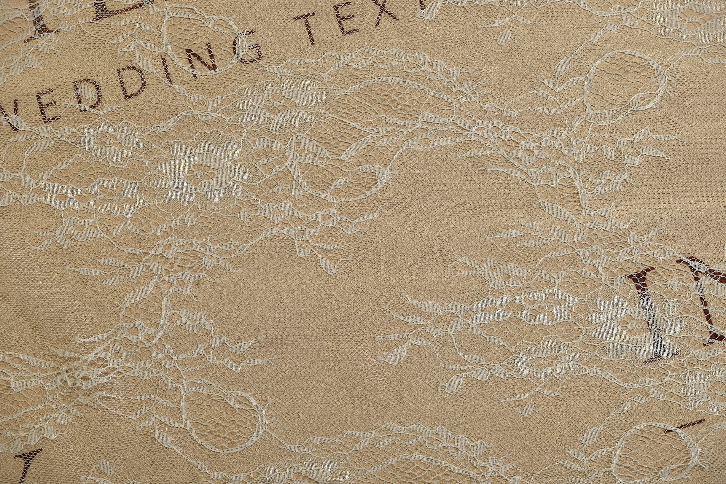 chantilly without beads detail 385464