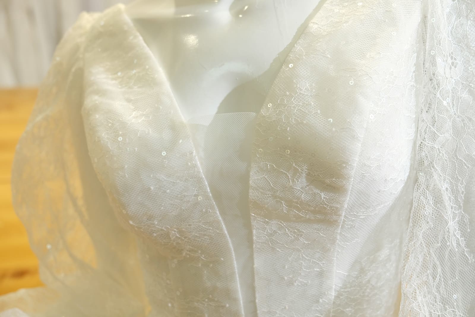 corset close-up front view 385525