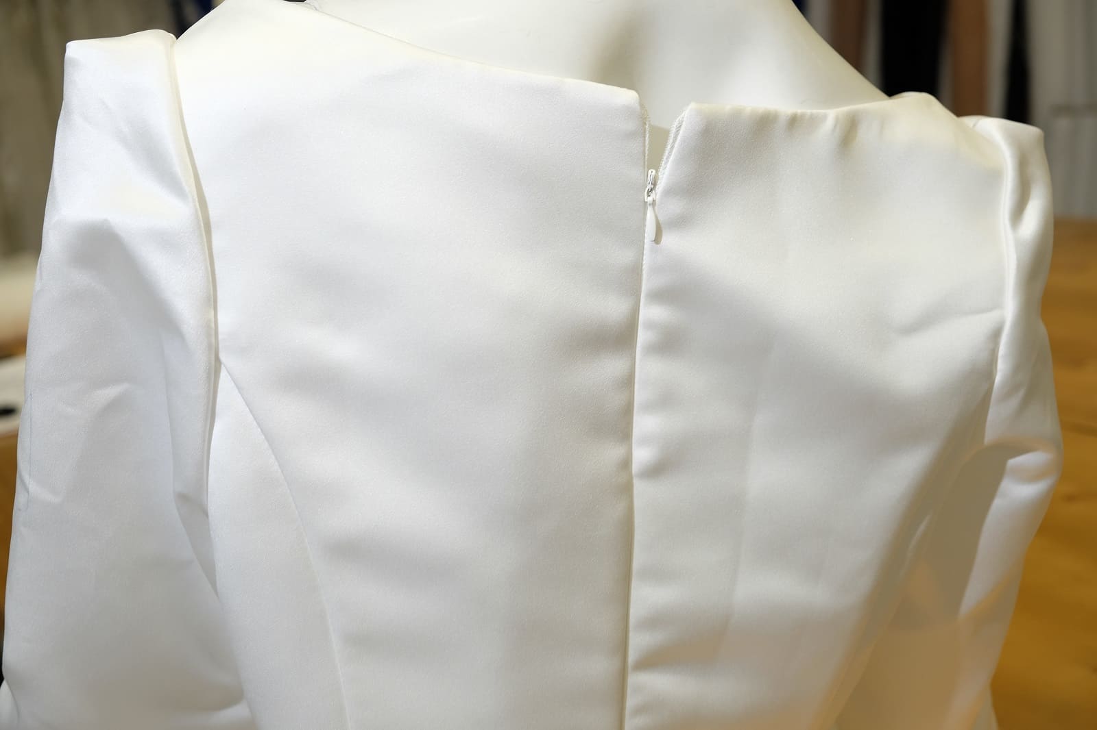 satin corset back view upper part (zip) 385532