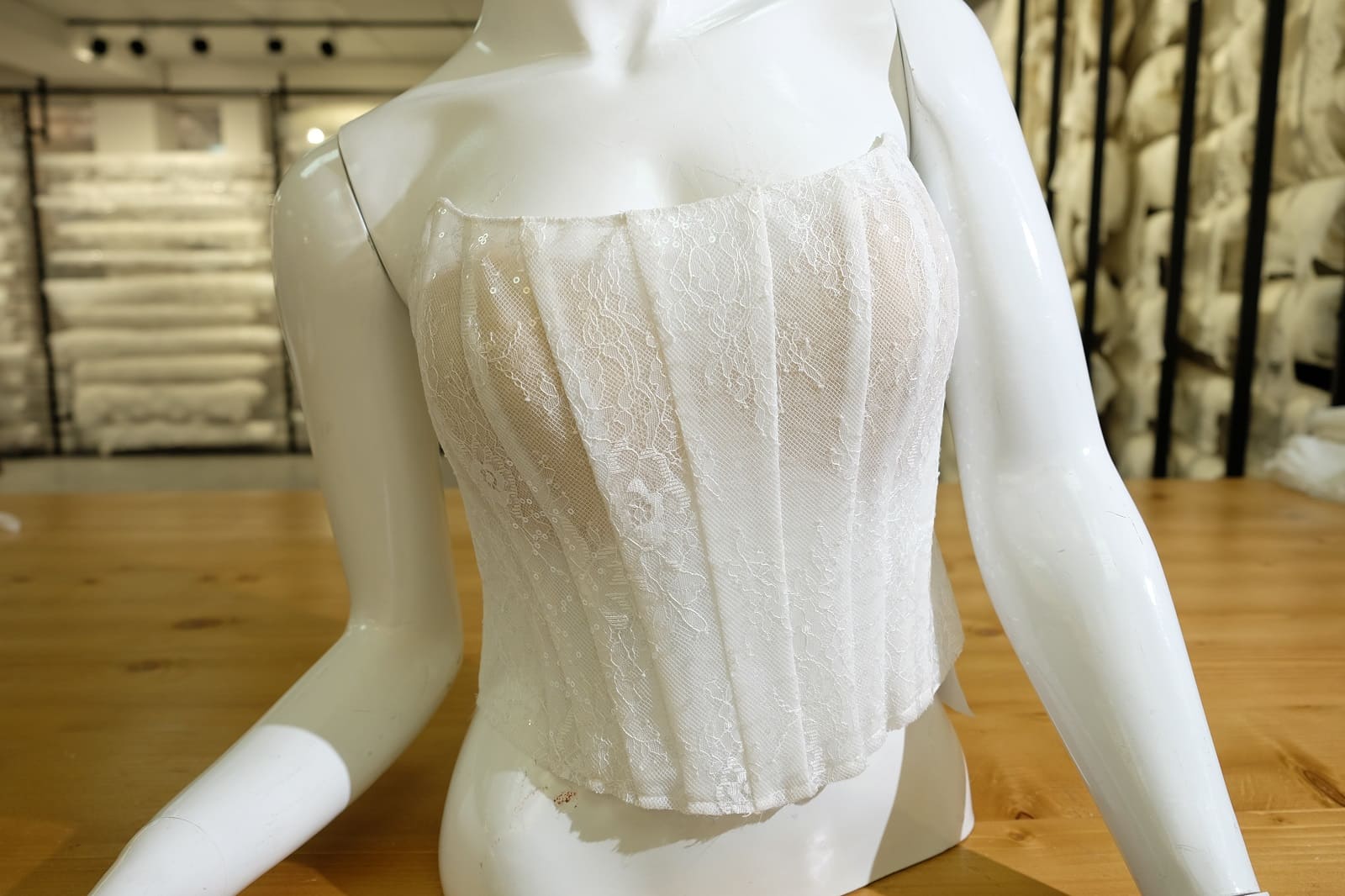 corset front view 385594