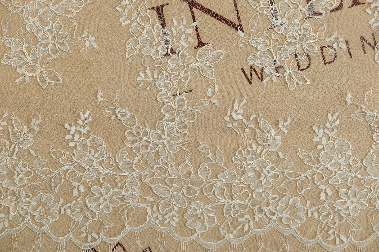 chantilly with cord close-up 385679