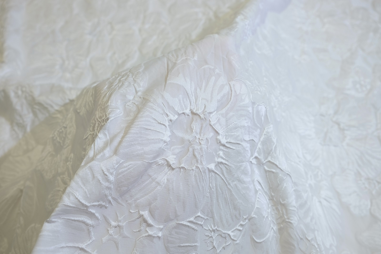 Jacquard satin on hand 385709