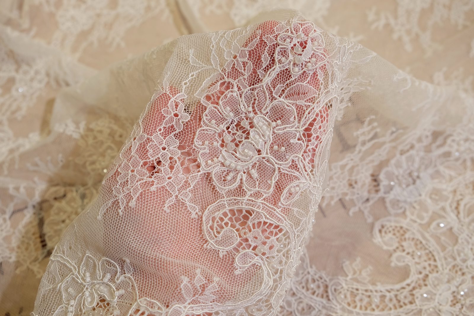 chantilly with beads on hand 385822