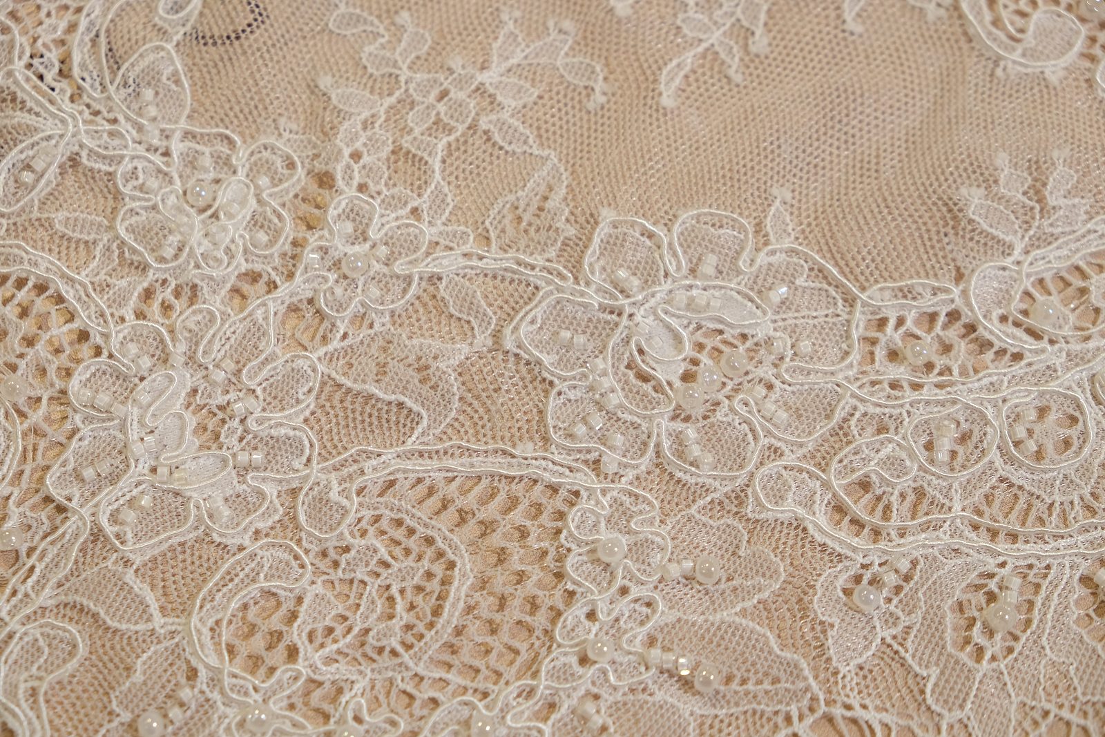 chantilly with beads close-up 385822