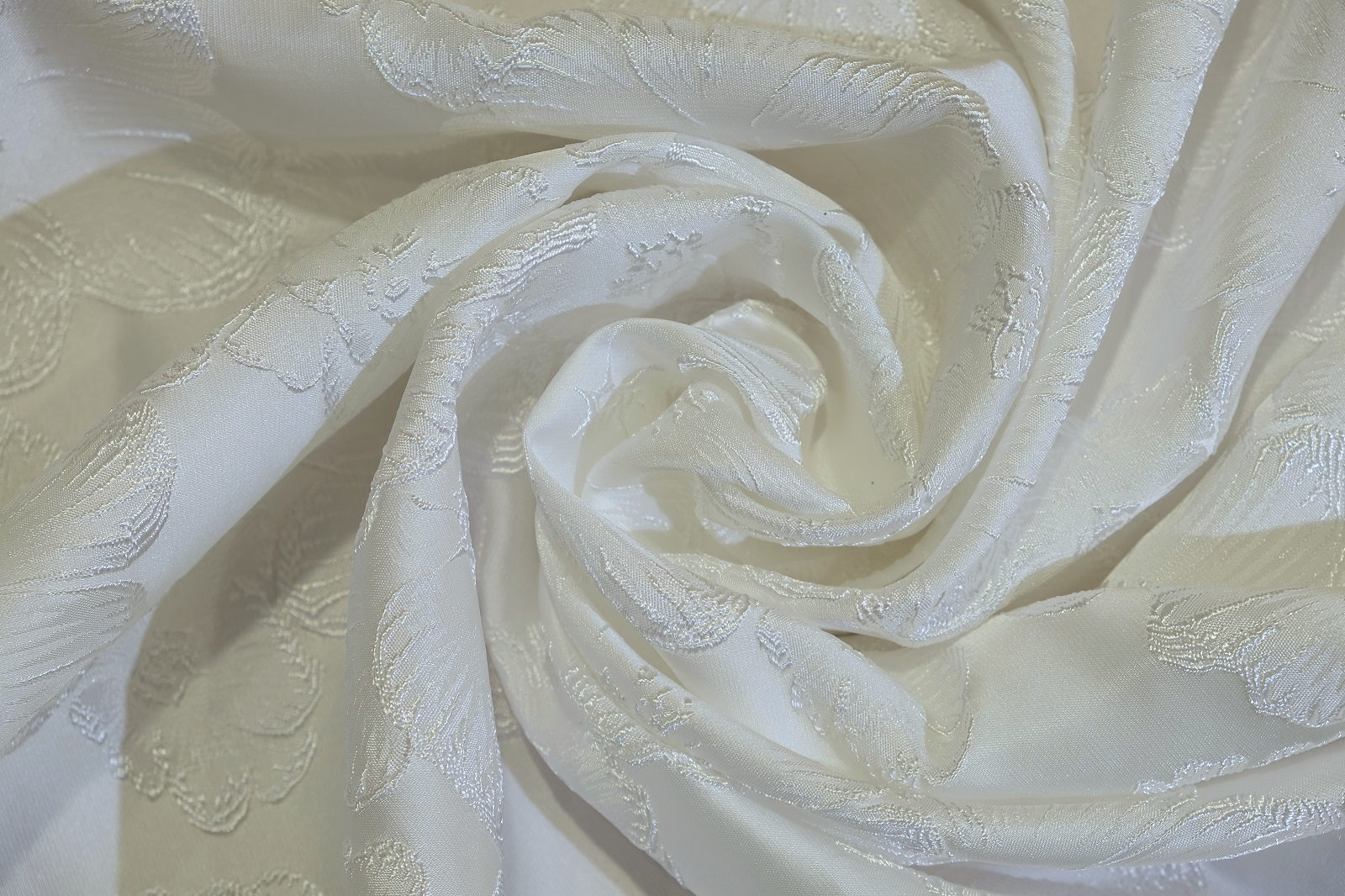 atlas Jacquard rolled in a circle 385860