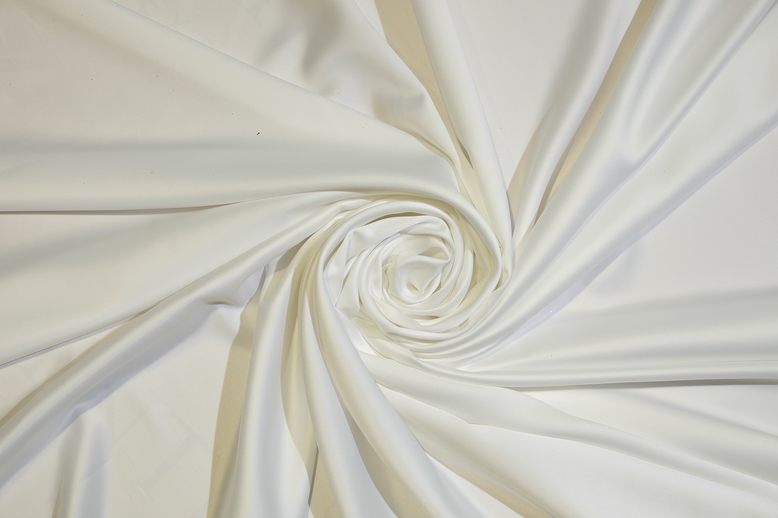 matte stretch satin rolled in a circle 385914