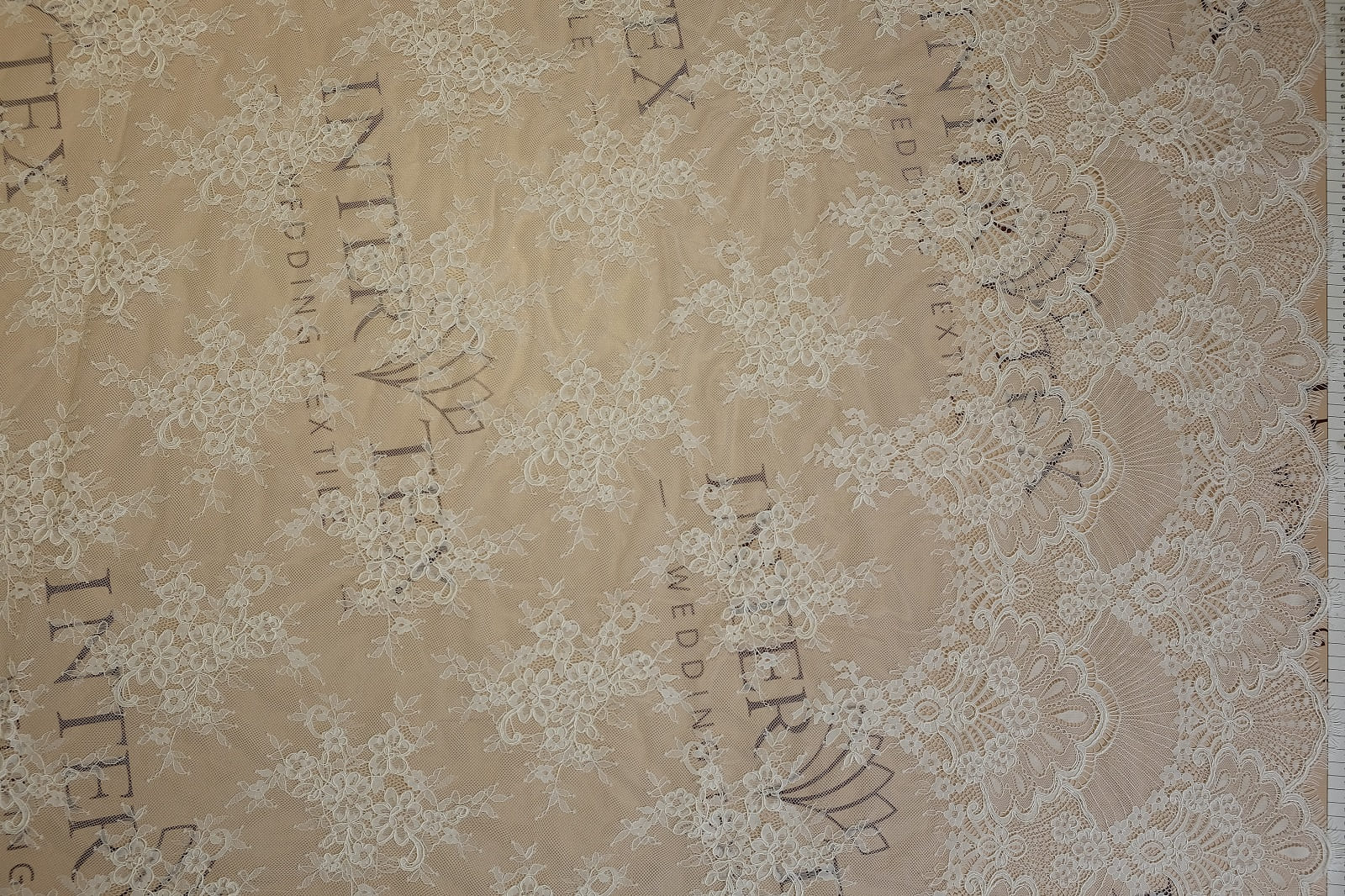 chantilly with cord view from afar 386119