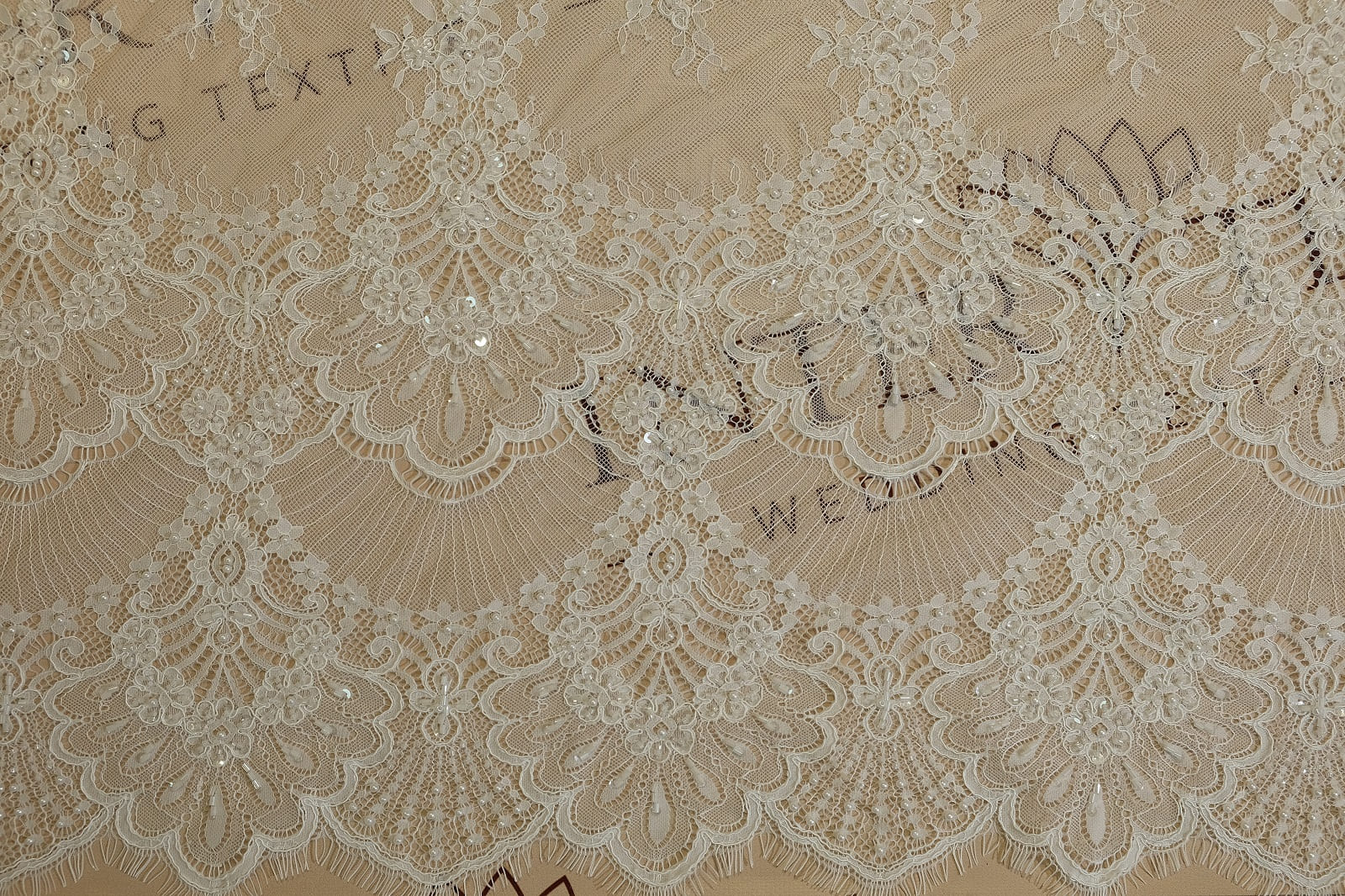  chantilly with beads half width 386188