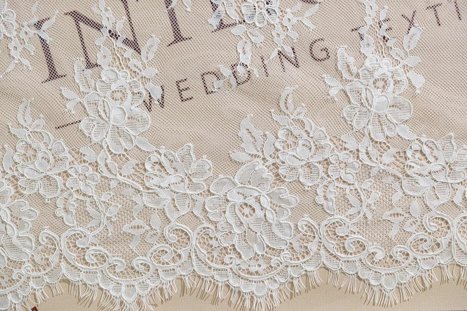 chantilly with cord edge 386195